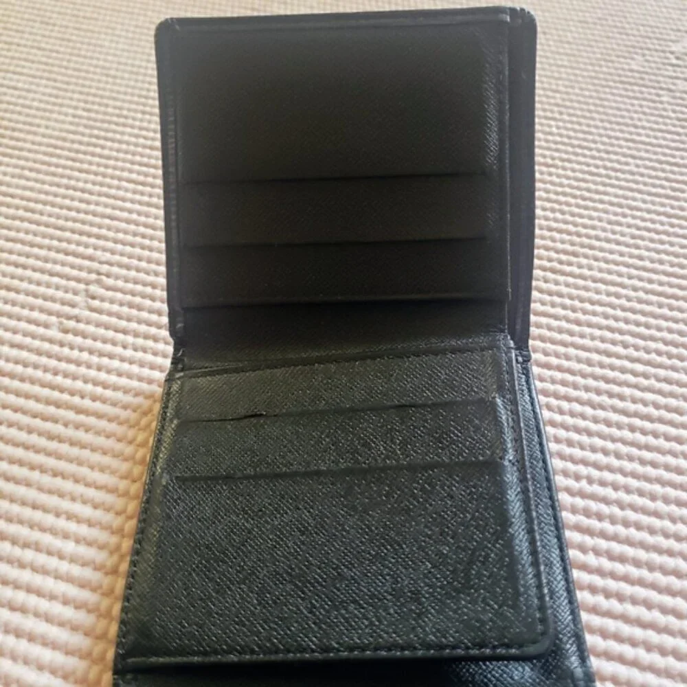 Louis Vuitton Epi Elise Wallet - Black